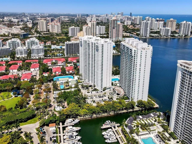 3201 NE 183rd St, Aventura FL 33160