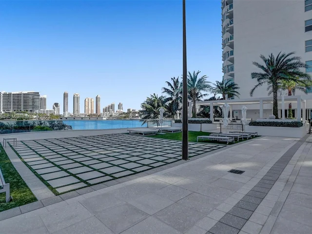 3201 NE 183rd St, Aventura FL 33160