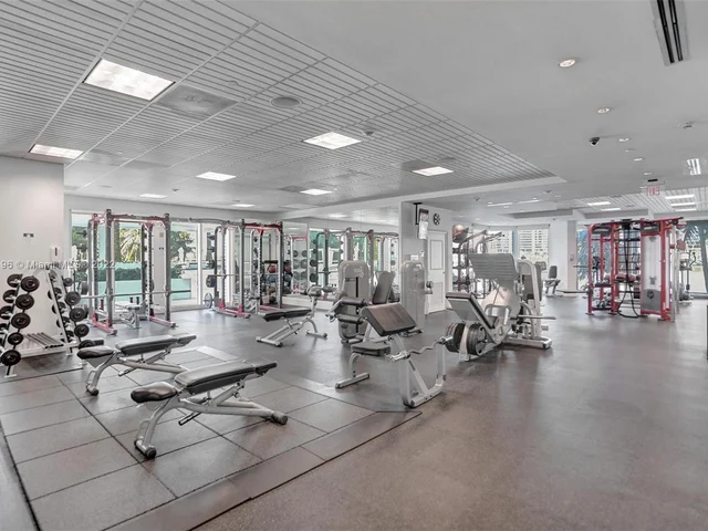 3201 NE 183rd St, Aventura FL 33160