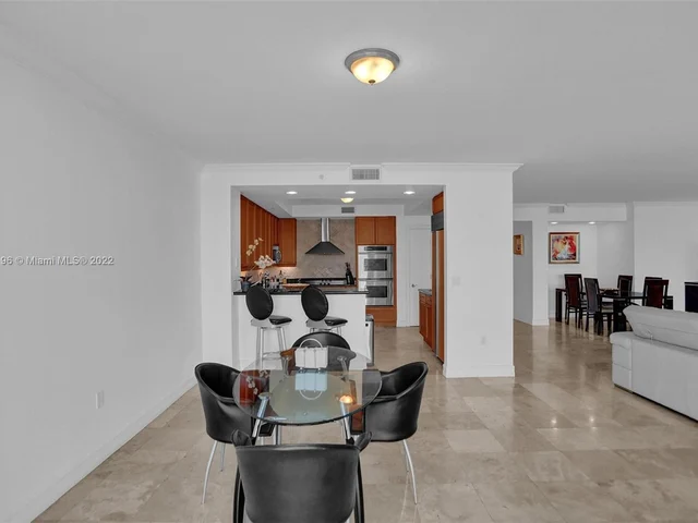 3201 NE 183rd St, Aventura FL 33160