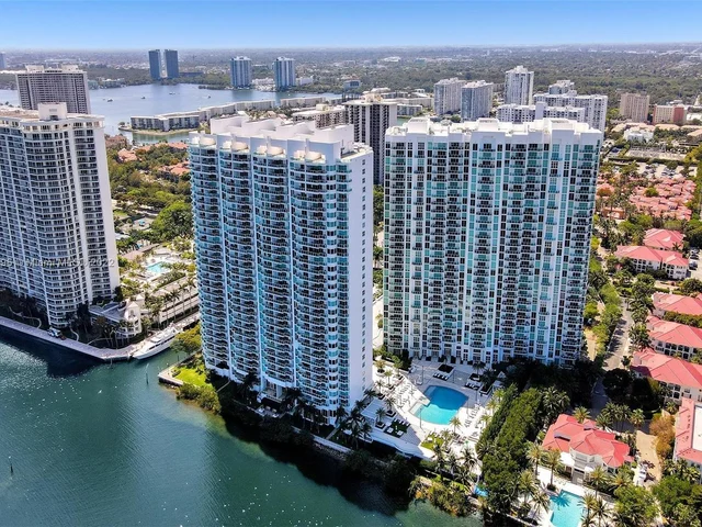 3201 NE 183rd St, Aventura FL 33160