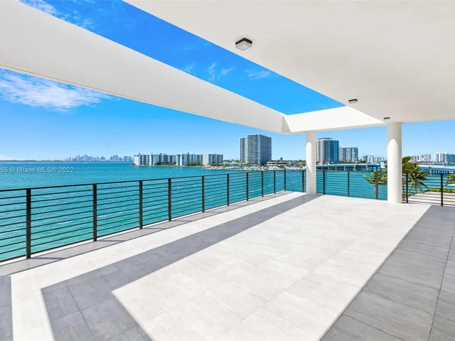 1930 Bay Dr # 1, Miami Beach FL 33141