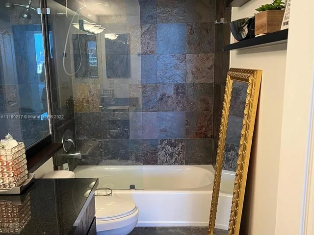 1900 Sunset Harbour # 809, Miami Beach FL 33139