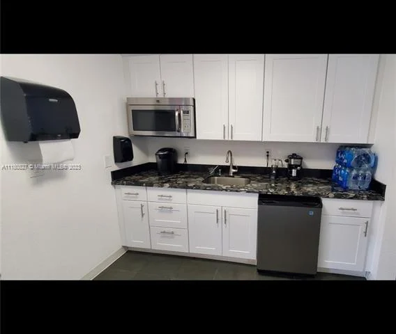 401 Golden Isles Dr # 1108, Hallandale Beach FL 33009