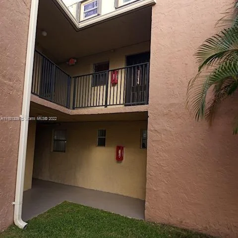 130 NW 87th Ave # H210, Miami FL 33172