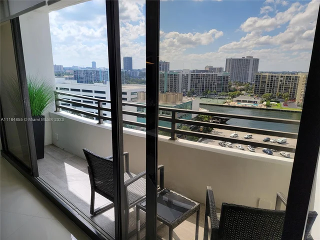 3505 S Ocean Dr # 1203, Hollywood FL 33019