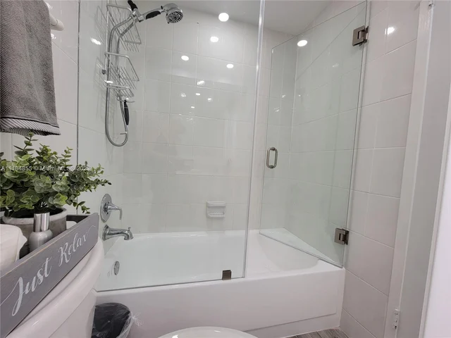 3505 S Ocean Dr # 1203, Hollywood FL 33019