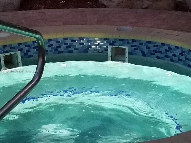 3505 S Ocean Dr # 1203, Hollywood FL 33019