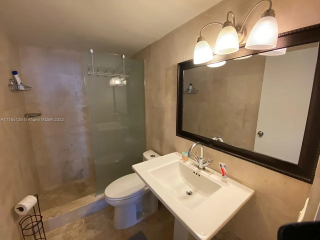 5601 Collins Ave # 410, Miami Beach FL 33140