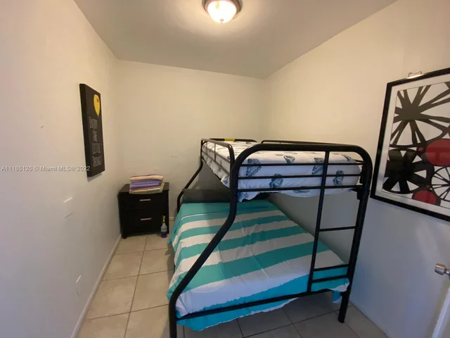 5601 Collins Ave # 410, Miami Beach FL 33140