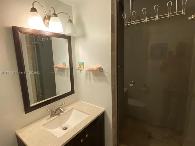 5601 Collins Ave # 410, Miami Beach FL 33140