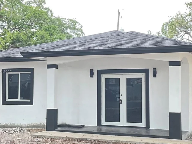 3025 NW 170th St, Miami Gardens FL 33056