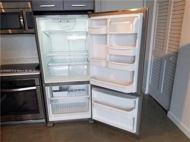 151 SE 1st St # 3207, Miami FL 33131