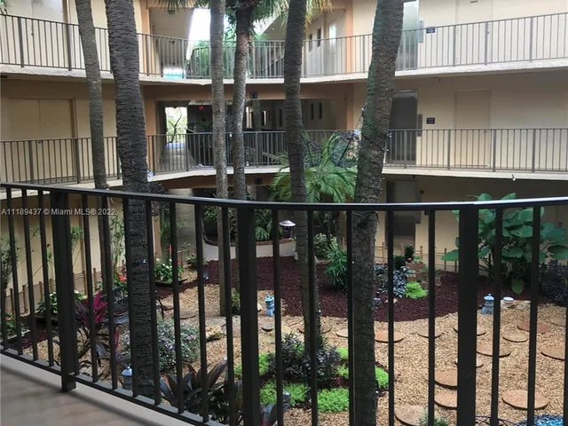 8045 SW 107th Ave # 209, Miami FL 33173