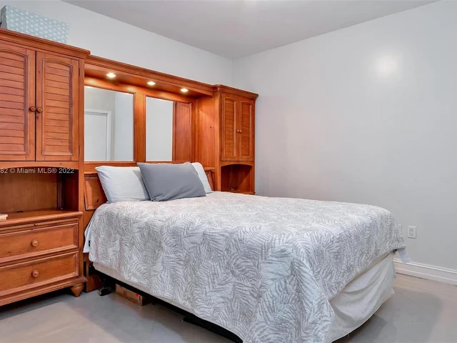 1830 S Ocean Dr # 4709, Hallandale Beach FL 33009