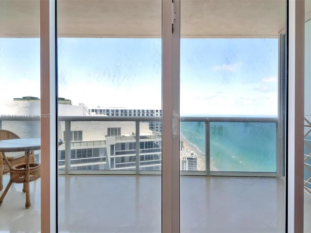 1830 S Ocean Dr # 4709, Hallandale Beach FL 33009