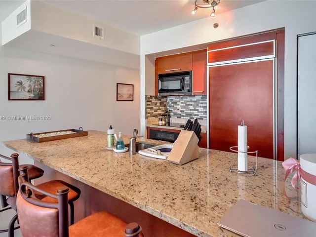 1830 S Ocean Dr # 4709, Hallandale Beach FL 33009