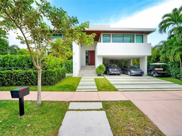 401 Ridgewood Rd, Key Biscayne FL 33149