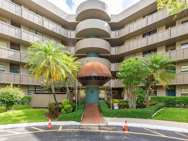 1101 Colony Point Cir # 510, Pembroke Pines FL 33026