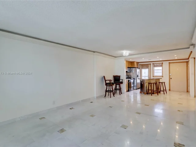 301 NE 14th Ave # 703, Hallandale Beach FL 33009