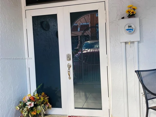 4211 W 10th LN # 1, Hialeah FL 33012