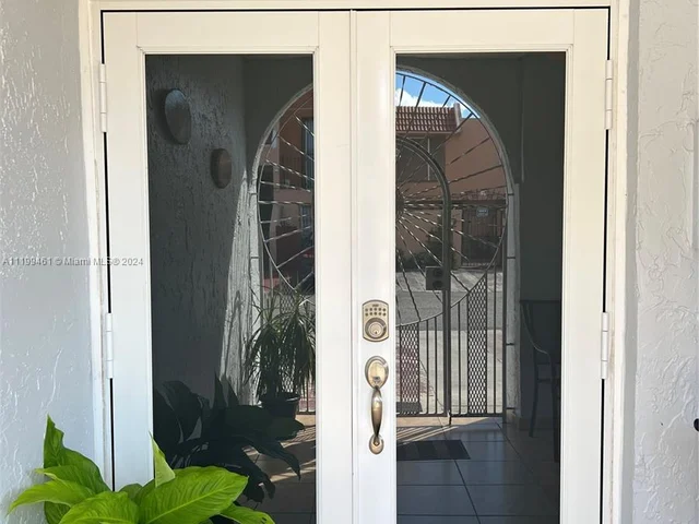 4211 W 10th LN # 1, Hialeah FL 33012