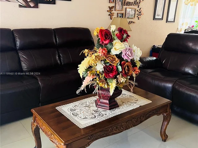 4211 W 10th LN # 1, Hialeah FL 33012