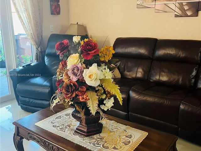 4211 W 10th LN # 1, Hialeah FL 33012