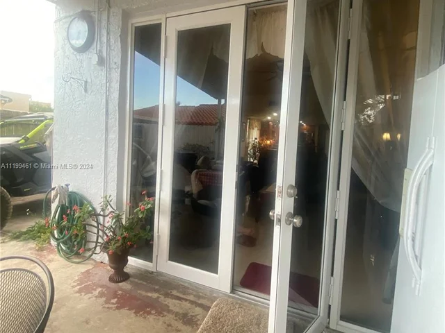 4211 W 10th LN # 1, Hialeah FL 33012