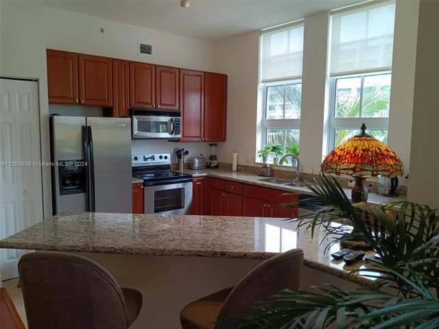 3001 NE 185th St # 311, Aventura FL 33180