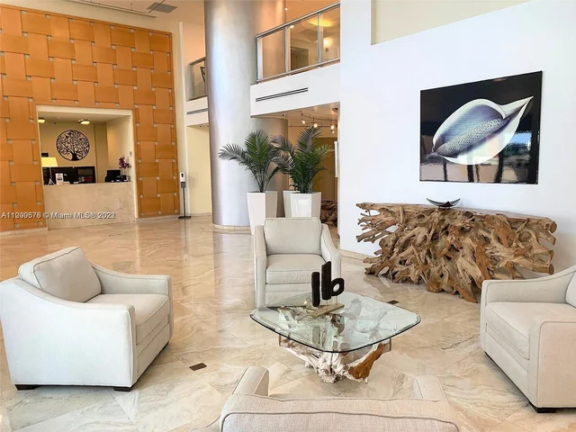 2080 S Ocean Dr # 1702, Hallandale Beach FL 33009