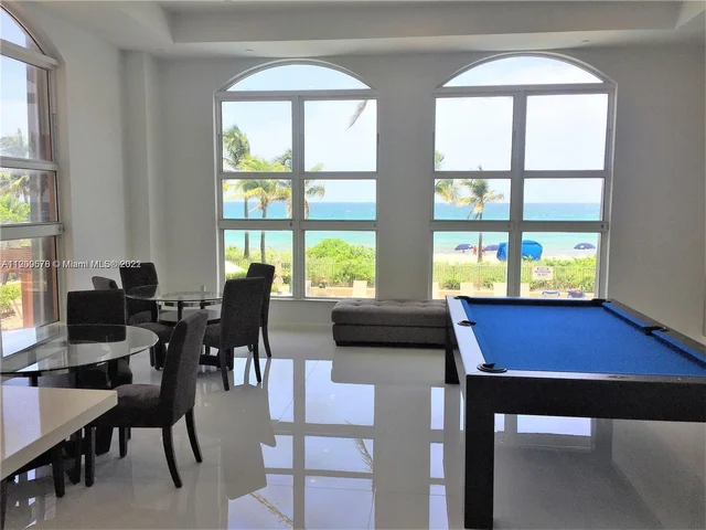 2080 S Ocean Dr # 1702, Hallandale Beach FL 33009