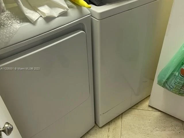 19707 Turnberry Way # 21G, Aventura FL 33180