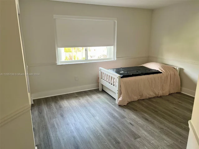 11310 NW 61st St, Doral FL 33178