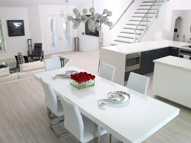 11310 NW 61st St, Doral FL 33178