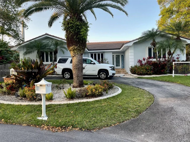 7815 SW 158th Ter, Palmetto Bay FL 33157