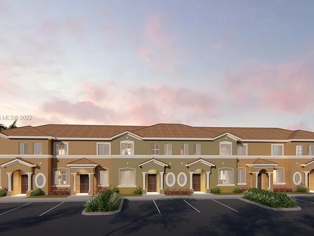 2456 SE 10th Court, Homestead FL 33035