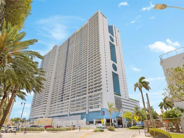 1717 N Bayshore Dr # 2037, Miami FL 33132