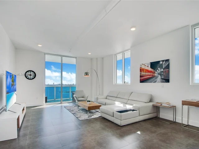 700 NE 25th St # 2104, Miami FL 33137