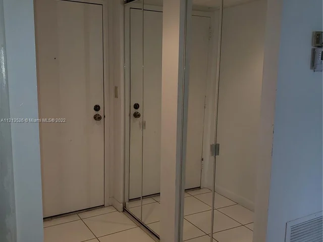 4172 Inverrary Dr # 311, Lauderhill FL 33319