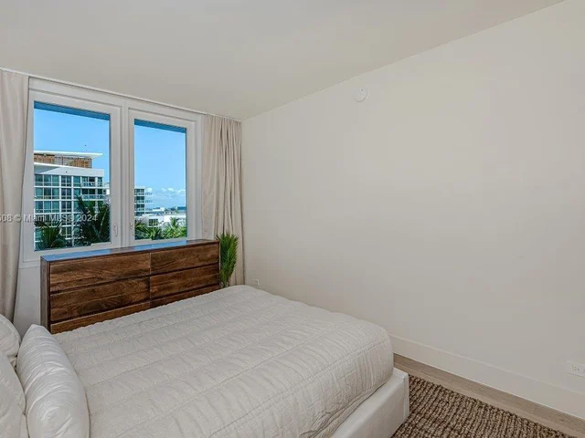 2301 Collins Ave # 426, Miami Beach FL 33139