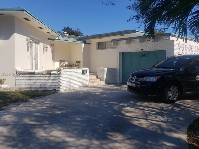 3300 Westview Ave, West Palm Beach FL 33407