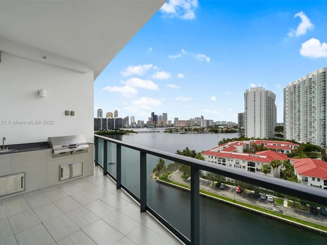 3250 NE 188th St, Aventura FL 33180