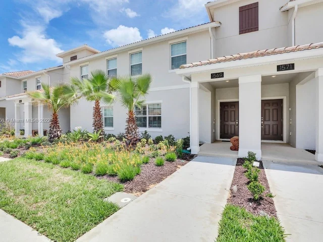 1569 Sandbagger Dr # 1569, Kissimmee FL 32809