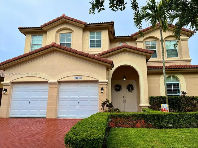 11248 NW 77th Ter, Doral FL 33178