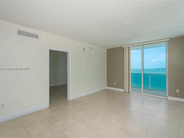 186 SE 12th Ter # 1101, Miami FL 33131