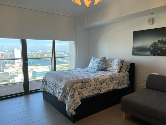 1600 NE 1 Ave # 2802, Miami FL 33132