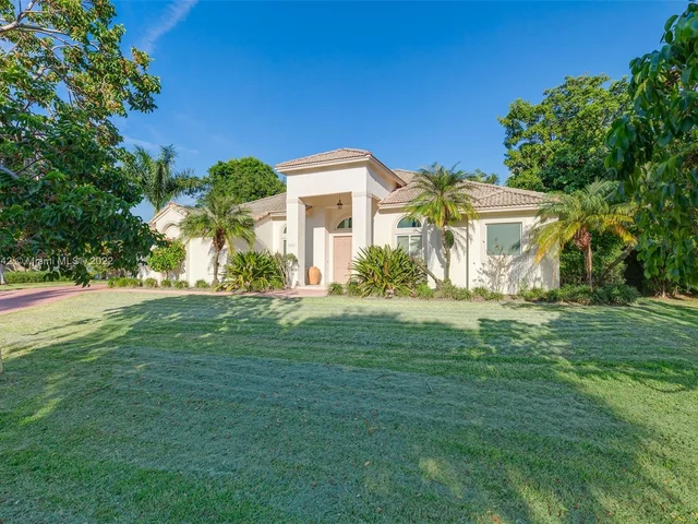 16761 SW 86th Ct, Palmetto Bay FL 33157