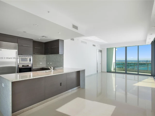 900 Biscayne Blvd # 5101, Miami FL 33132