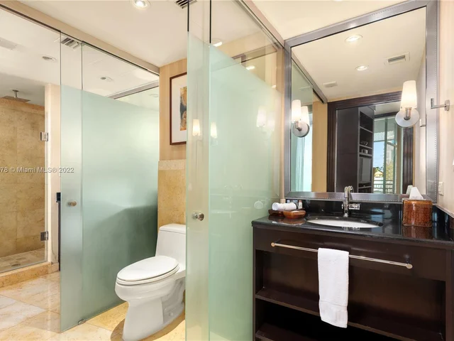 1437 Collins Ave # 327, Miami Beach FL 33139